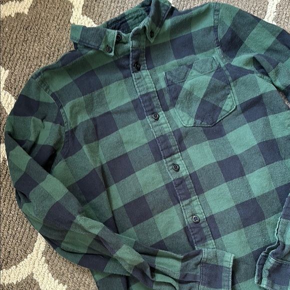 Kids’ Ripzone Green and Blue Button Down Shirt, Size XL - Picture 3 of 6